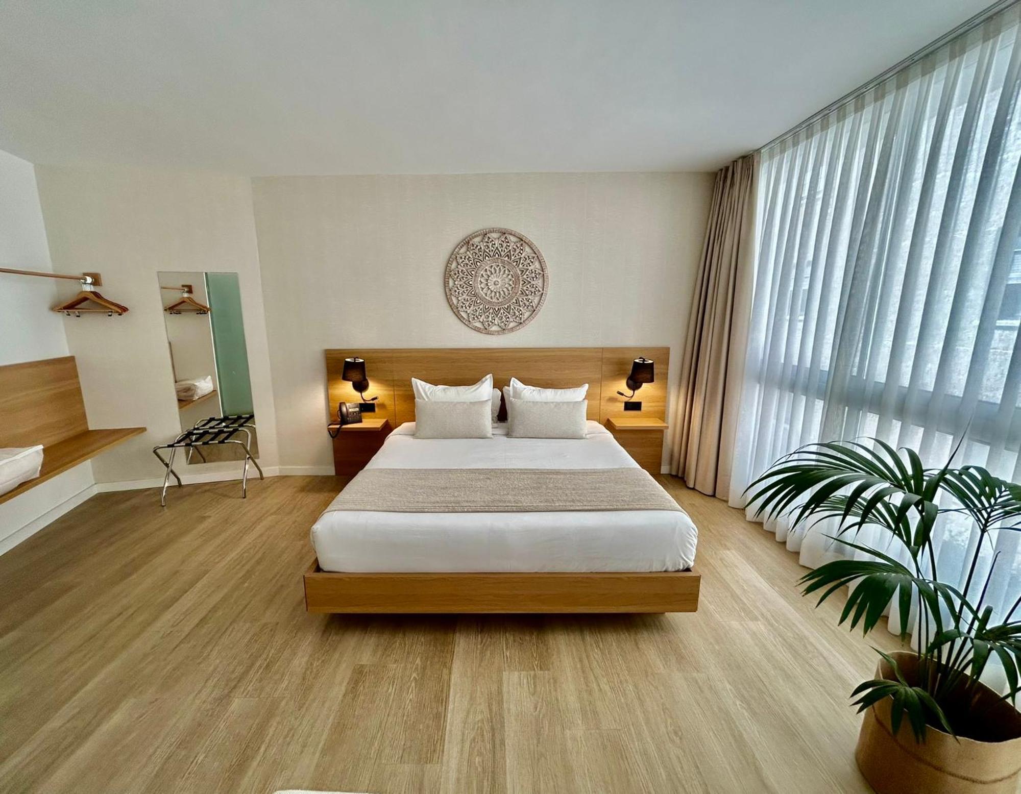 סנטה קרוז דה טנריף Hotel Emblematico Hi Suites מראה חיצוני תמונה