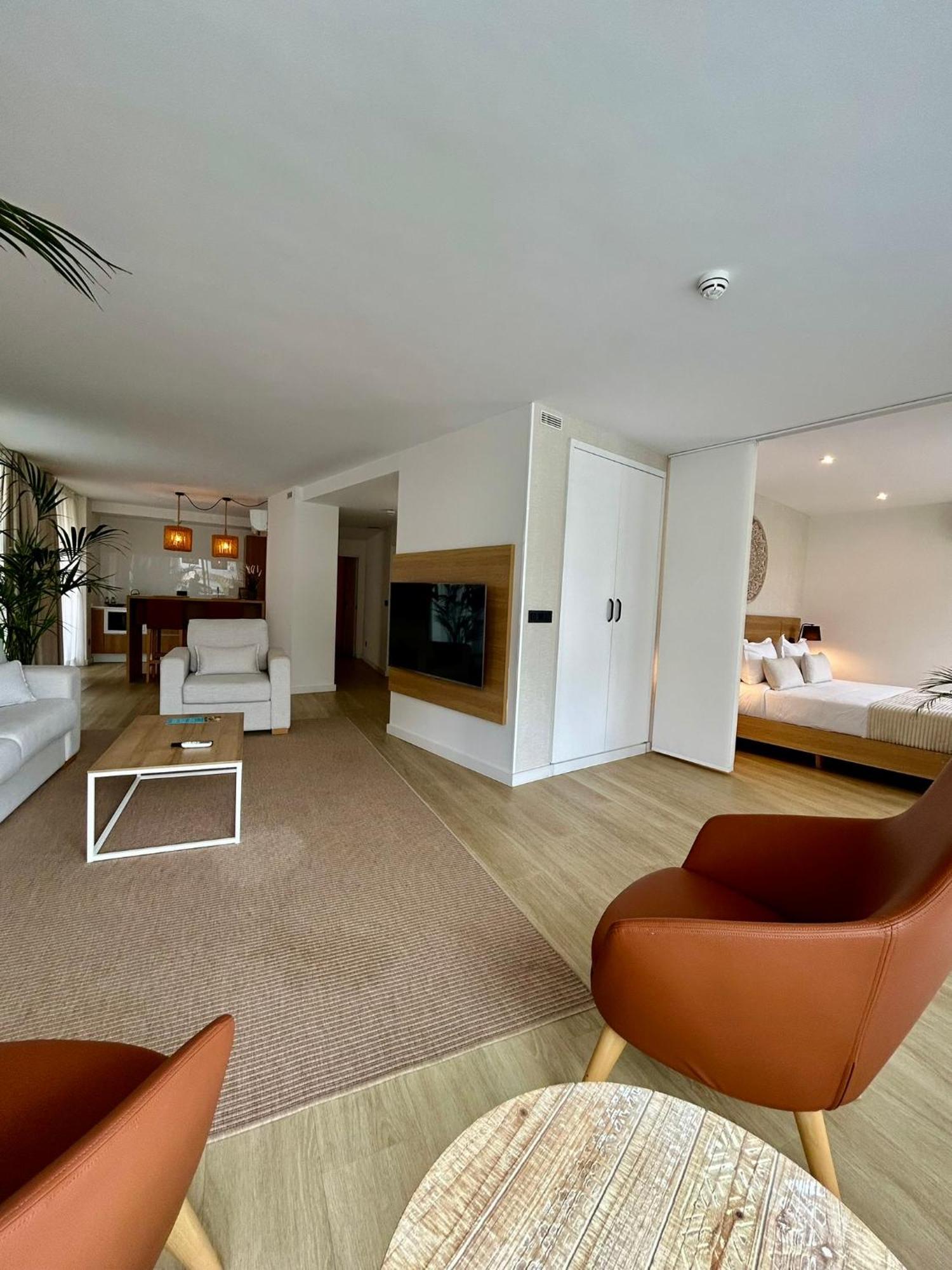 סנטה קרוז דה טנריף Hotel Emblematico Hi Suites מראה חיצוני תמונה